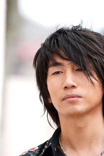 歌手出身的演员,从歌手到银幕闪耀的演员之路